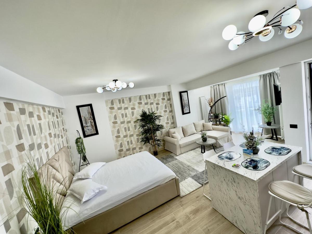 Aqua Vista Infinity Resort & Spa - Studio Lux - Piscina Infinity, Jacuzzi, Sauna, Gym - Privat Navodari Exterior photo